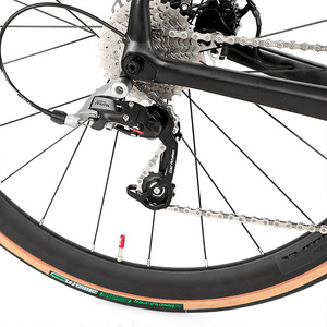 Bicicleta de carretera de fibra de carbono con freno de disco, nuevo diseño - Product Image 6