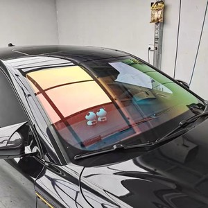 Película de Tinte para Parabrisas Delantero de Automóvil con Protección UV, Color Camaleón Cambiante, Aislamiento Térmico, Película Solar de Alta Definición - Product Image 2