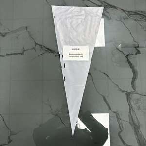 Fábrica al por mayor 100% Biodegradable Totalmente transparente <span class=keywords><strong>PLA</strong></span> PBAT Bolsa de plástico <span class=keywords><strong>triangular</strong></span> Bolsa de flores compostable <span class=keywords><strong>a</strong></span> prueba de humedad - Product Image 2