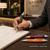 Pulpen Plastik Promosi LY7165 Model Curvy dengan Aksesoris Perak Satin dan Ujung Halus 1.0mm untuk Souvenir Pameran Dagang