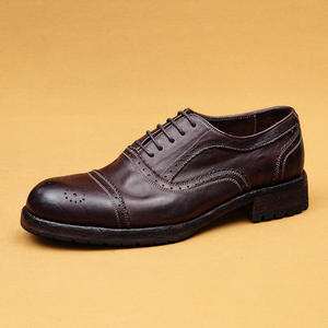 Zapatos Formales de Hombre de Diseño de Lujo, Hechos a Mano con Diseño Brogue, Suelas Gruesas y Cómodas, Cuero Genuino, Cierre con Cordones - Product Image 6