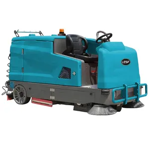 Products with CE certification,Heavy-Duty Diesel oil Sweeper and Scrubber Combination Street Sweeping Equipment