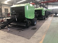 Presse à balles de foin mini ronde de qualité supérieure avec moteur, boîte de vitesses et moteur électrique, haute productivité supérieure à 80 CV