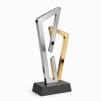 Trophée métallique en forme d'anneau avec impression UV, cubes creux argentés et intérieur doré, logo personnalisé, récompense pour cadeaux promotionnels en salon professionnel