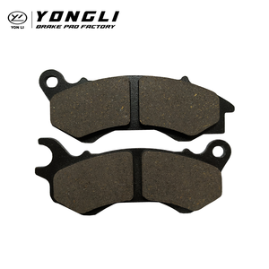 Plaquettes de frein de moto OEM pour <span class=keywords><strong>Honda</strong></span> <span class=keywords><strong>PCX</strong></span> 125/<span class=keywords><strong>135</strong></span> nouvel état avec un bon frottement - Product Image 1