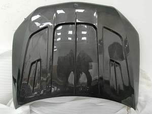 Kit <span class=keywords><strong>de</strong></span> carrocería estilo LD para Mercedes-Benz GLS63 AMG 2021: Labio delantero, embellecedor <span class=keywords><strong>de</strong></span> <span class=keywords><strong>rueda</strong></span>, difusor trasero, alerón superior y capó. - Product Image 6