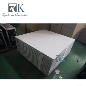 Plancher de danse portable pour fêtes, mariages et événements avec plateforme en contreplaqué et bordure en aluminium - Product Image 4