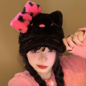 Chapeau en peluche chat noir et rose 54-56 cm, bonnet d'hiver chaud pour femme avec nœud léopard, style amincissant le visage - Product Image 2
