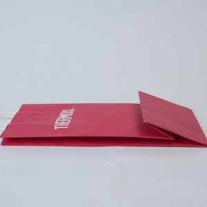 ถุงกระดาษคราฟท์พิมพ์ลายตามสั่ง สีขาว เคลือบฟิล์ม ปั๊มนูน/ปั๊มจม ราคาโรงงาน ของใหม่ - Product Image 4