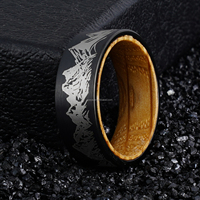 Cincin Kawin POYA 8mm Tungsten Hitam Datar Motif Hutan Pegunungan dengan Inlay Kayu Tong Whiskey, Hadiah untuk Pria