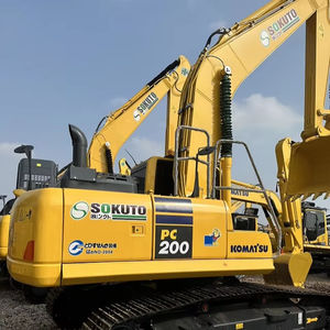 Excavatrice Komatsu PC200 d'occasion, modèle 2022, avec composants essentiels fonctionnels : moteur, boîte de vitesses, pompe à engrenages, PLC, 100% opérationnelle - Product Image 1