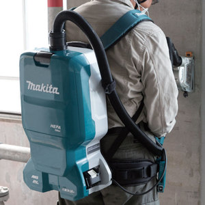 Aspiradora de Mochila Makita de 2L, Húmeda y Seca, Ciclónica, Recargable, de Grado Industrial - Product Image 2