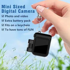 Y4000 Retro Mini Thông Minh HD 1080P Di Động Video Recorder Màn Hình LCD Pin Dock Trẻ Em Thân Thiện Flexes Phong Cách Mini Máy Ảnh Cho Trẻ Em - Product Image 3