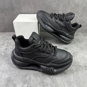 รองเท้าผ้าใบผู้ชายระบายอากาศดี ดีไซน์สไตล์แคปซัม พื้นหนา รองเท้าลำลองทันสมัย ใส่ได้หลายโอกาส เหมาะกับการเดิน - Product Image 6