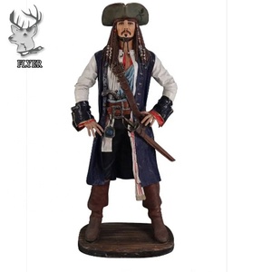 ของตกแต่งกลางแจ้งรูปปั้นกัปตันกัปตันโจรสลัดไฟเบอร์กลาสสแปร์โรว์ตัวการ์ตูนรูปปั้นเรซิน - Product Image 3