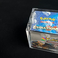 Boîte de présentation en acrylique arrondie RAYYI, boîte de rangement pour cartes de jeu TCG, transparente, avec fermeture magnétique N52, protection UV à 99,9%