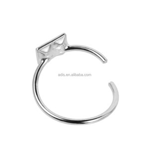 ห่วงเจาะจมูกสำหรับผู้หญิงทำจากสเตนเลสเกรดสูงคริสตัลที่สวยงาม - Product Image 3