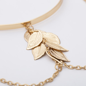 Brazalete de Cadena con Colgante de Hoja Geométrica Simple Retro <span class=keywords><strong>para</strong></span> Mujer, Color Oro/Plata, Chapado en Oro, Piedra Principal de Circonio (KB8371) - Product Image 5