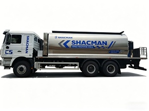 Camion distributeur d'asphalte intelligent 6x4, camion pulvérisateur de bitume 15000L-20000L - Product Image 2