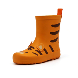 Botas de lluvia de goma impermeables antideslizantes para niños pequeños, zapatos de lluvia ligeros con dibujos animados en 3D, botas de agua para niños y niñas para caminar al aire libre - Product Image 1