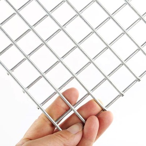 Nhà Máy Giá Tốt Sắt Mạ Kẽm Hàn Dây Lưới Cuộn Cho Lồng Sử Dụng Hàn Dây Lưới - Product Image 1