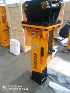 SOOSAN หัวเจาะไฮดรอลิก รุ่น SB30 เครื่องยนต์แบบเก็บเสียง ขนาดดอกสกัด 53 มม. สำหรับรถขุด 2.5-4.5 ตัน รับประกัน 1 ปี คุณภาพสูง - Product Image 4