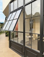 Ventanas de Acero y Hierro con Perfiles Delgados, Estructura Soldada Resistente, Doble Acristalamiento Aislante, Diseño Francés para Exteriores de Casas y Villas