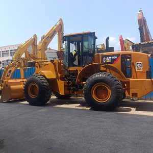 Chargeuse sur pneus Caterpillar 950H d'occasion, modèle 2023, moteur Cummins, capacité de charge nominale de 15 tonnes, faible nombre d'heures, origine Japon, classique - Product Image 1