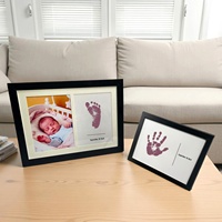 Kit de 3 empreintes de mains et de pieds de bébé sans encre, cartes de jalons de développement pour bébé, souvenir de la empreinte de la main et du pied de bébé, cadeau