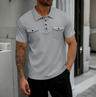 Polo tactique personnalisé pour homme, style cargo, à double poche, en tissu gaufré, à manches courtes, décontracté, pour l'été, streetwear
