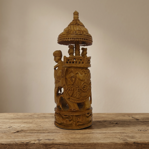 งานแกะสลักไม้รูปช้างพร้อมร่มและคนขี่ งานฝีมือพื้นบ้านสำหรับตกแต่ง - Product Image 2