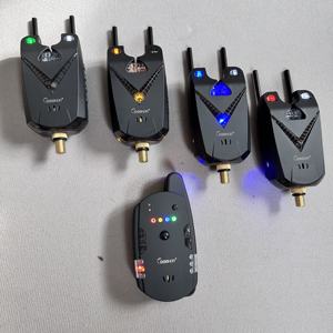 Nouveau Détecteur de Touche de Pêche à la <span class=keywords><strong>Carpe</strong></span> 82Pro Étanche et Réglable, Alarme de Pêche Électronique Intelligente avec Veilleuse LED pour la Pêche à la <span class=keywords><strong>Carpe</strong></span> - Product Image 6