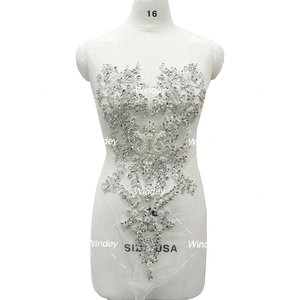 Đầy Màu Sắc May Đính Cườm Pha Lê Tôn Tạo Vá Màu Xanh Lá Cây Vạt Áo Rhinestone Appliques Lưới Vải Cho Váy Cưới - Product Image 2