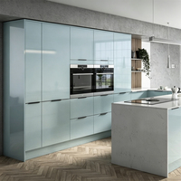 Meubles de cuisine modulaires avec portes, évier, tiroir, panier, îlot, charnière, robinet, dimensions personnalisées, design moderne
