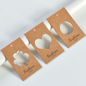 <span class=keywords><strong>Kraft</strong></span> giấy in treo <span class=keywords><strong>tag</strong></span> tùy chỉnh thiết kế in ấn giấy quần áo treo <span class=keywords><strong>tag</strong></span> sản phẩm quần áo tên thẻ cho nhãn hàng may mặc - Product Image 4