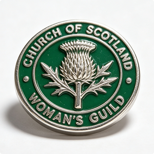 Pin Metálico de la Hermandad Femenina de la Iglesia de Escocia, Esmalte Verde, Plateado, Circular, Tema Religioso - Product Image 4