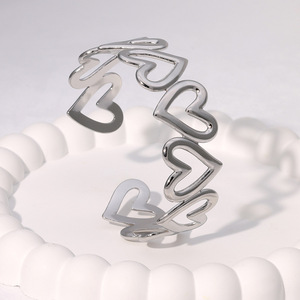 Bracciale Apribile di Moda di Alta Gamma, Placcato in Oro 18k, Braccialetti a Forma di Cuore in <span class=keywords><strong>Acciaio</strong></span> Inossidabile per Donne - Product Image 4