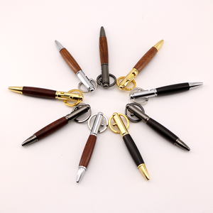 Cool baril en bois gravé logo boulon <span class=keywords><strong>action</strong></span> <span class=keywords><strong>stylo</strong></span> pistolet <span class=keywords><strong>stylo</strong></span> extérieur avec porte-clés - Product Image 3