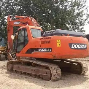 Excavatrice d'occasion efficace et abordable DH225-7 la machine à chenilles hydraulique fiable 2011 modèle 4216 heures de travail pour DOOSAN - Product Image 1