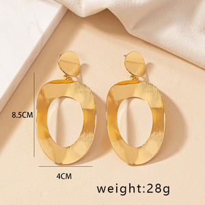 Anting-anting Hoop wanita lingkaran besar geometris, perhiasan anting-anting bulat sederhana modis untuk wanita - Product Image 5