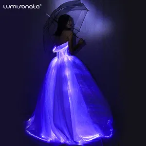गर्म बिक्री एलईडी चमकदार फाइबर ऑप्टिक चमक प्रकाश ऊपर महिलाओं की दुल्हन का गाउन शादी की पोशाक