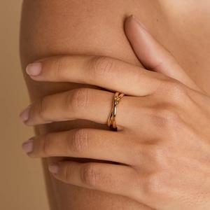 Anillo <span class=keywords><strong>de</strong></span> Oro <span class=keywords><strong>de</strong></span> 14K con Diseño Cruzado <span class=keywords><strong>de</strong></span> Ilusión, Últimos Modelos <span class=keywords><strong>de</strong></span> Anillos, Joyería Personalizada Elegante, Anillos Únicos <span class=keywords><strong>de</strong></span> Moda, Anillo <span class=keywords><strong>de</strong></span> Plata <span class=keywords><strong>de</strong></span> Ley 925 - Product Image 2