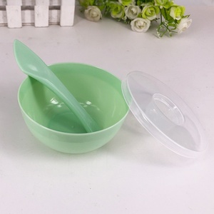 3-teiliges Plastik-Gesichtsmasken-Mischschalen-Set mit Spatel DIY Hausgemachtes Tonmasken-Rührwerkzeug-Kit für Salon und Heimgebrauch - Product Image 4