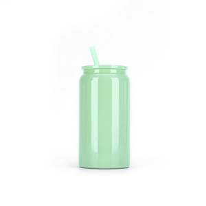Vaso de plástico colorido con tapa y pajita, espacios en blanco de plástico de Color transparente de 16oz para café helado, jugo, soda - Product Image 1