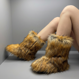 <span class=keywords><strong>Bottes</strong></span> mi-mollet en fourrure pour femmes, dessus en fourrure longue et pelucheuse, doublure et semelle intérieure en fausse fourrure, antidérapantes, thermiques, style streetwear d'hiver, semelle extérieure en caoutchouc - Product Image 1
