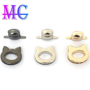 Herrajes Mingcheng con Cierre Giratorio en Forma de Cabeza de Gato de 890 mm para Bolsos, Ropa y Artículos de Cuero - Product Image 3