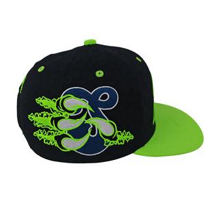 <span class=keywords><strong>Gorra</strong></span> SnapBack Personalizada con Diseño Exclusivo SS26 Seattle New Design Downtown Football SEA Helmet S Lime, Equipo <span class=keywords><strong>de</strong></span> Fútbol Urbano - Product Image 4