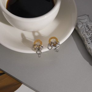 Boucles d'oreilles pendantes en acier inoxydable, design géométrique à pampilles bicolores, bijoux tendance - Product Image 3