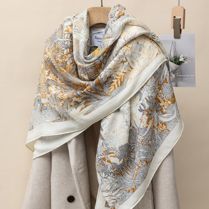 <span class=keywords><strong>Sciarpa</strong></span> in <span class=keywords><strong>Seta</strong></span> <span class=keywords><strong>e</strong></span> <span class=keywords><strong>Cashmere</strong></span> con Stampa Digitale Ispirata alla Foresta Tropicale, Moda Casual Fubao, <span class=keywords><strong>Sciarpa</strong></span> Invernale Multifunzionale di Alta Qualità per <span class=keywords><strong>Donna</strong></span> - Product Image 1
