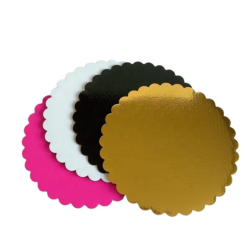 Customized White Color Decorative Cheap Cake